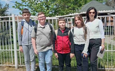 Сјајни резултати на окружном такмичењу из биологије